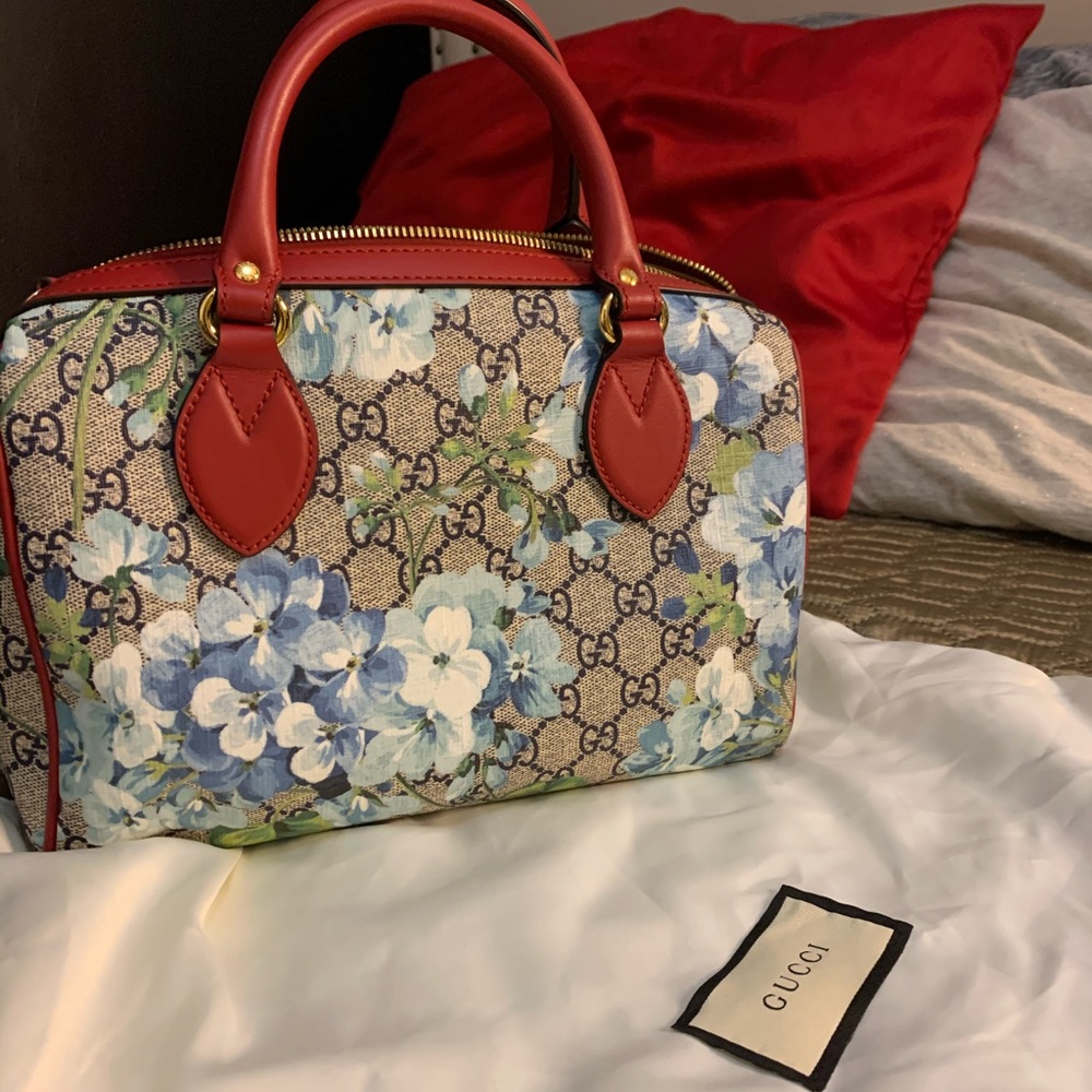 BRAND NEW GUCCI SUPREME BLOSSOM *AUTHENTIC*